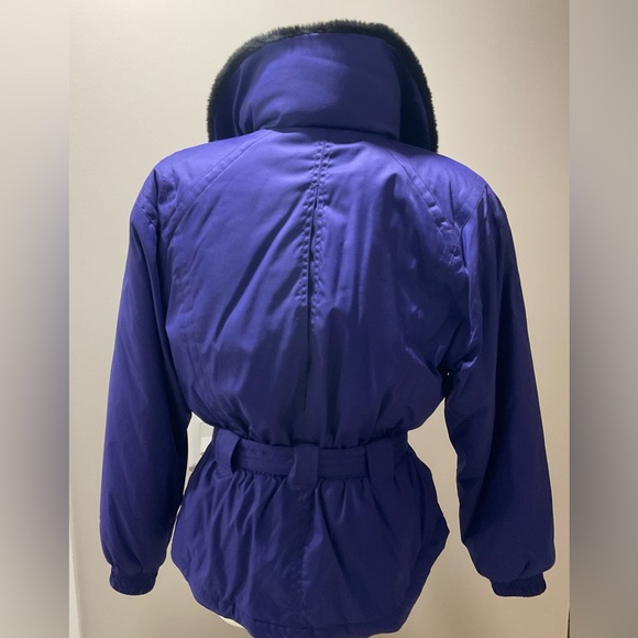 Ski jacket extraordinaire! - Picture 2 of 9